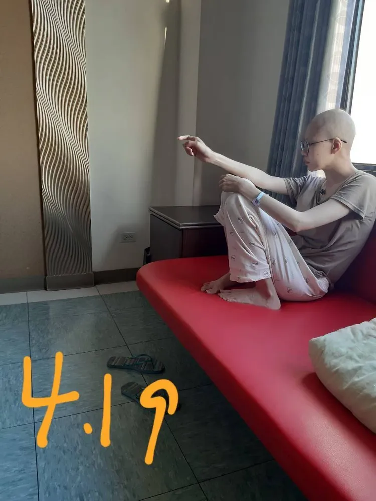 張雨柔前年罹患卵巢癌，化療期間，曾一度掉成光頭。張雨柔提供