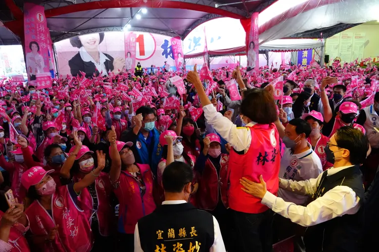 林姿妙黃金周末舉辦造勢，支持者人數踴躍。林泊志攝