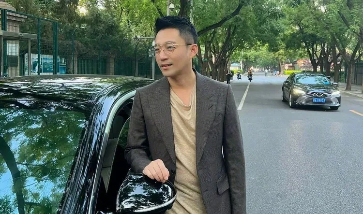 汪小菲(圖)遭前妻大S追討生活費500萬元。翻攝汪小菲微博