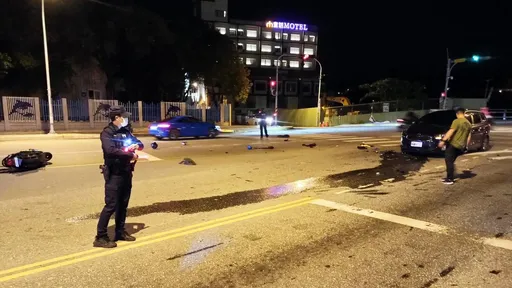 空軍士官長騎車酒駕闖紅燈 影片曝光!無辜被撞的汽車駕駛竟是學妹