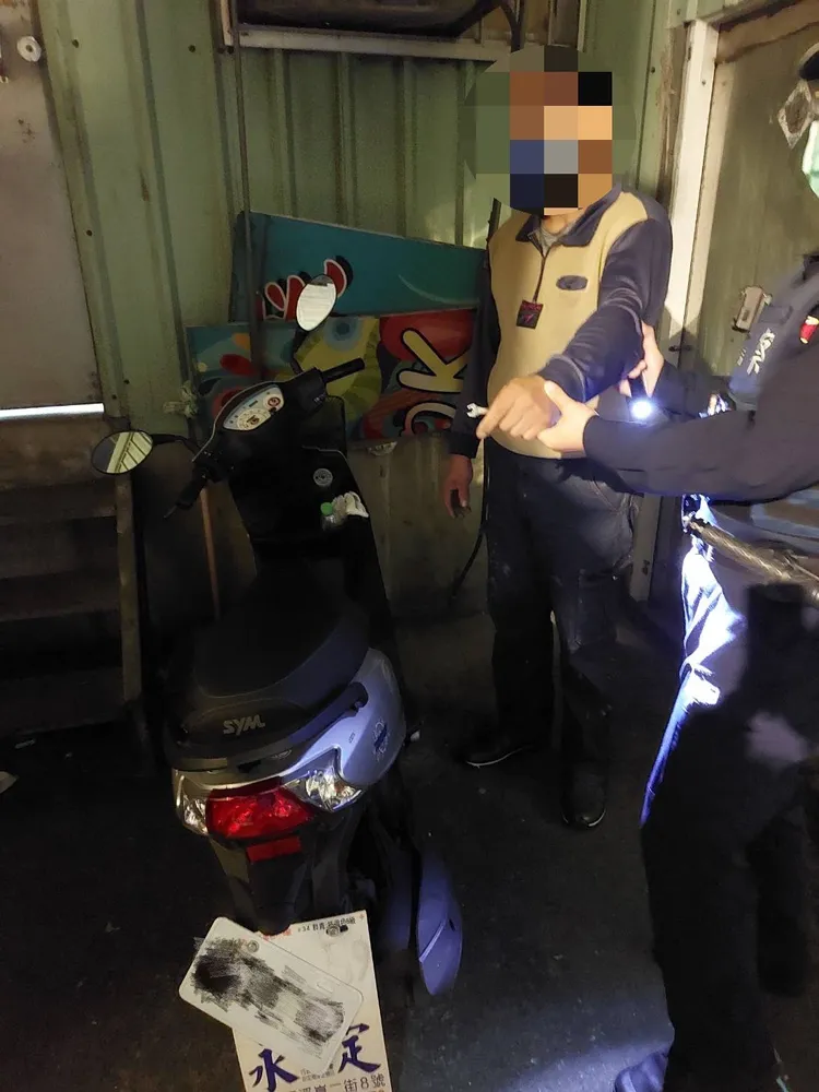 林男表示，偷車牌是為了規避交通違規。警方提供