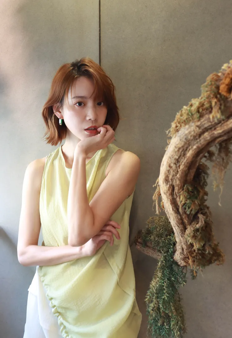 程予希的氣質難掩。34的ㄅㄅ