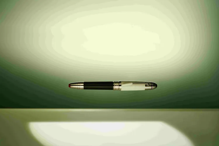 萬寶龍著名人物系列致敬傳奇電吉他手Jimi Hendrix特別版鋼筆，3萬7200元。品牌提供