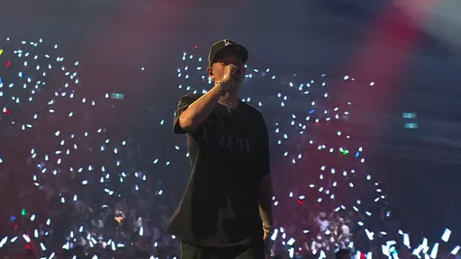 嘻哈男神瘦子雄蛋2度冲下台掀暴动 感性曝「我何德何能」