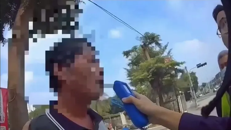 胡男最後仍被測得超標。讀者提供