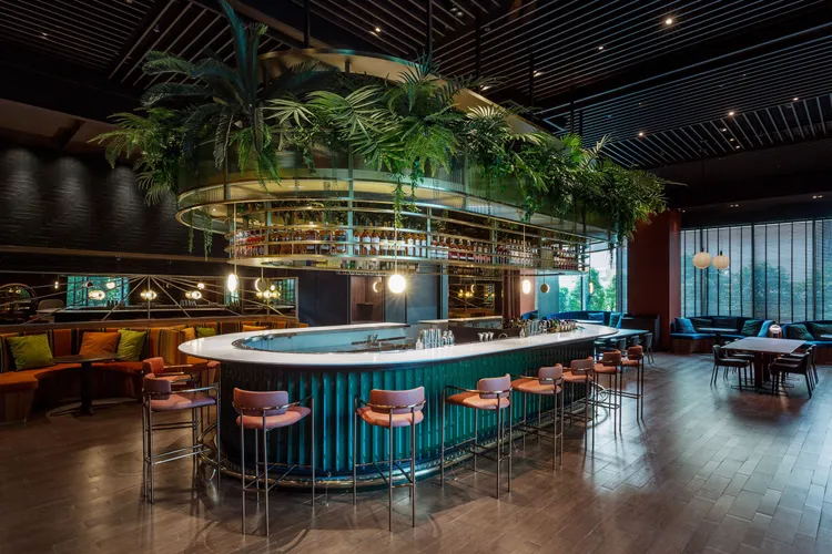 EPISODE攜手旗下品牌多次入選米其林以及亞洲50大餐廳的餐飲集團MMHG，將餐飲委由MMHG集團創辦人林泉打造全新Westwood餐酒館。新竹伊普索酒店提供