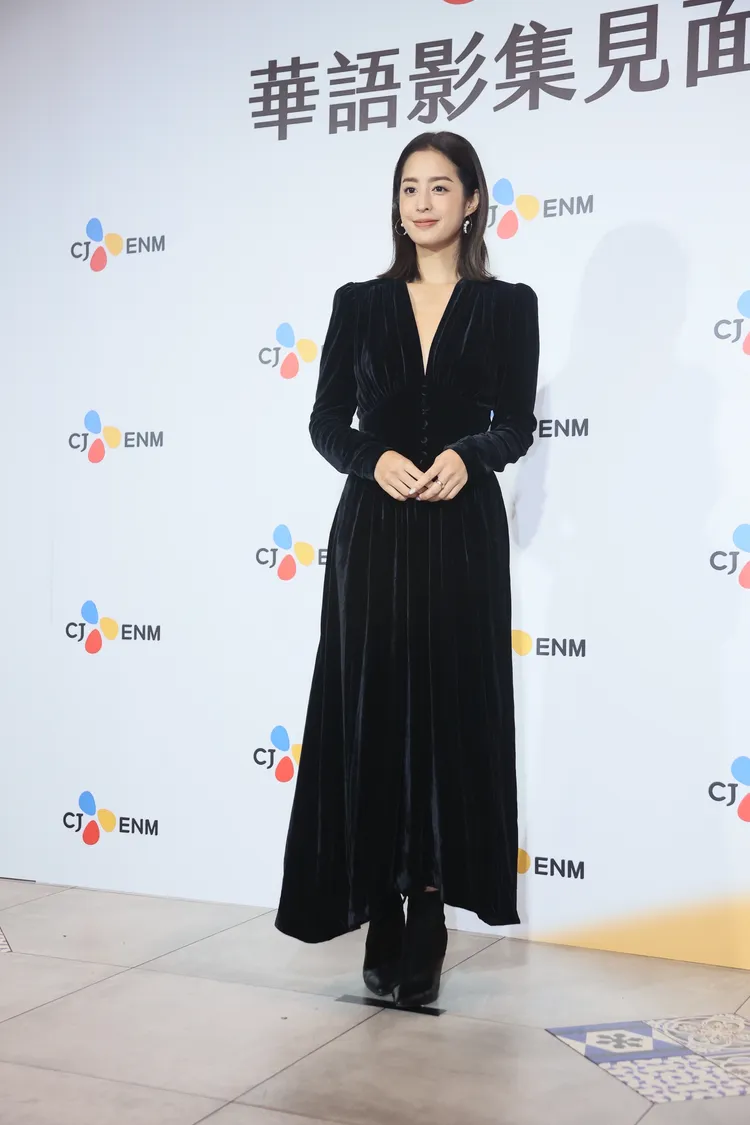 莫允雯超怕鬼卻得演女鬼。鄭孟晃攝