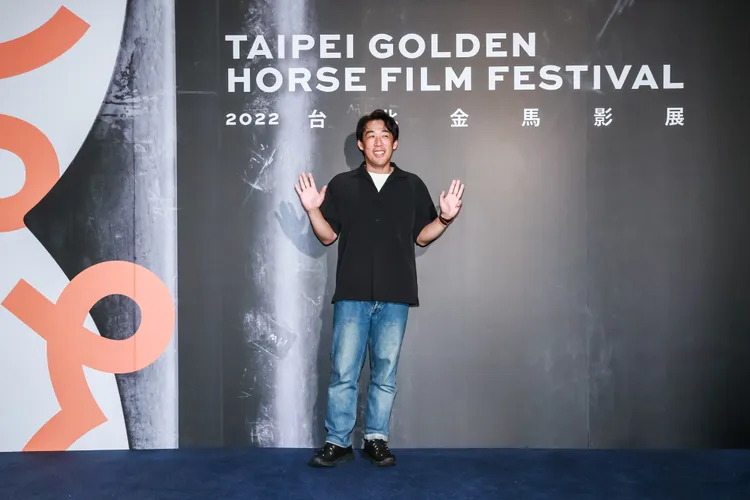 石川慶以《愚行錄》廣為人知，在台擁有大批影迷。趙世平攝