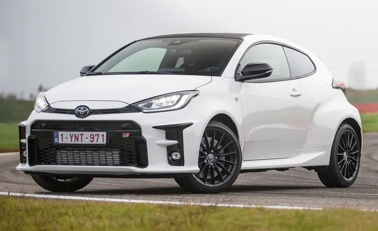 「暴力鴨」的炒價轉手潮因陸續供車而稍稍回冷。原廠提供