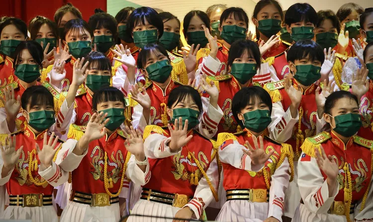 北一女樂儀隊學生將赴美國玫瑰花車遊行。林林攝