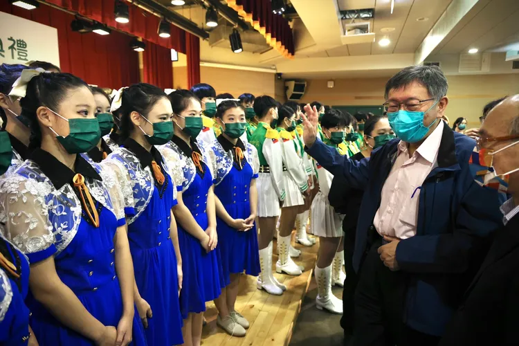 北一女樂儀隊學生將赴美國玫瑰花車遊行。林林攝