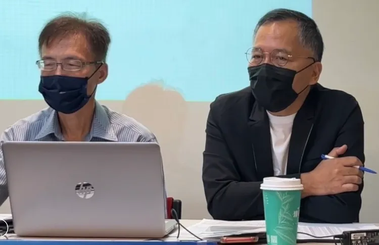 前市議員王秋冬認為藍綠候選人競選口號一個溫柔、一個殺氣騰騰，也是選民投下好惡票的原因。曾雪蒨攝