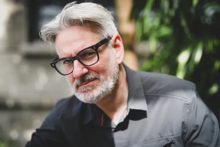 身兼製作人的彼得古爾德以《絕命毒師》榮獲艾美獎最佳劇情類影集大獎。金馬執委會提供