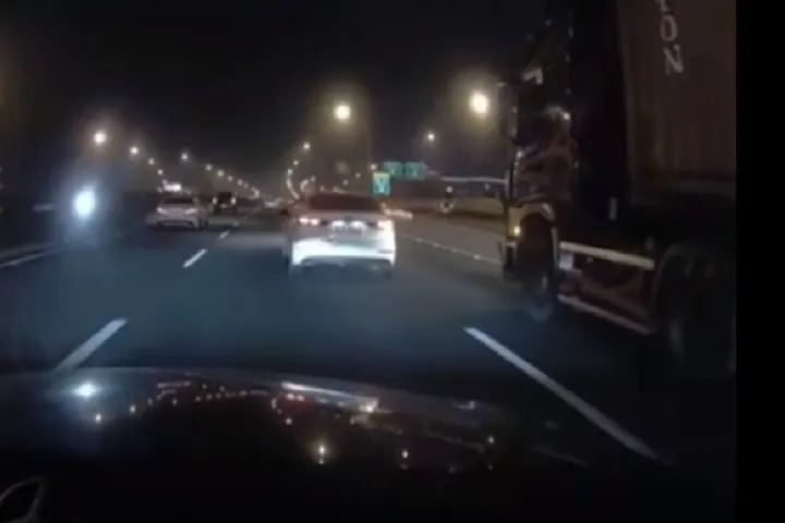 鬼切不成竟又想減速切回來，嚇壞原PO。翻攝爆料公社