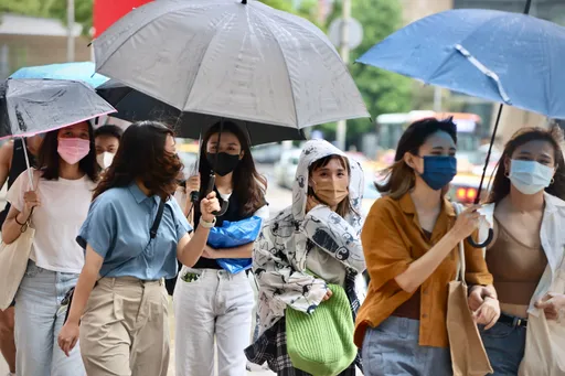 今晚各地變天防大雨　明投票2地區外出要帶傘