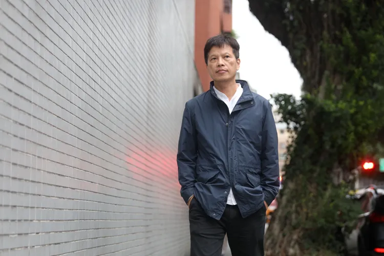 導演林靖傑無論是在商業電影、紀錄片，執導能力都備受肯定。陳明中攝