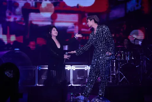 炎亞綸深夜被苗可麗大罵「不是人」 邀粉絲躺著共度春宵