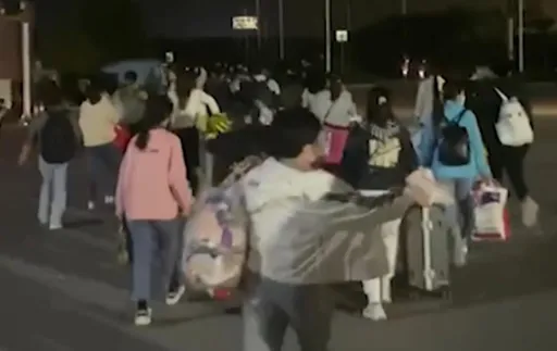 富士康阻員工逃亡放大絕!豪灑獎金「做1個月領4個月」 吊打中國龐大白領