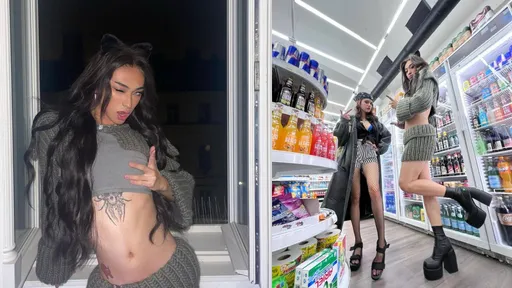 小哈利迷你裙露腰捧胸!野性嬌媚一眨眼 粉絲嗨喊:天啊我要被辣爆