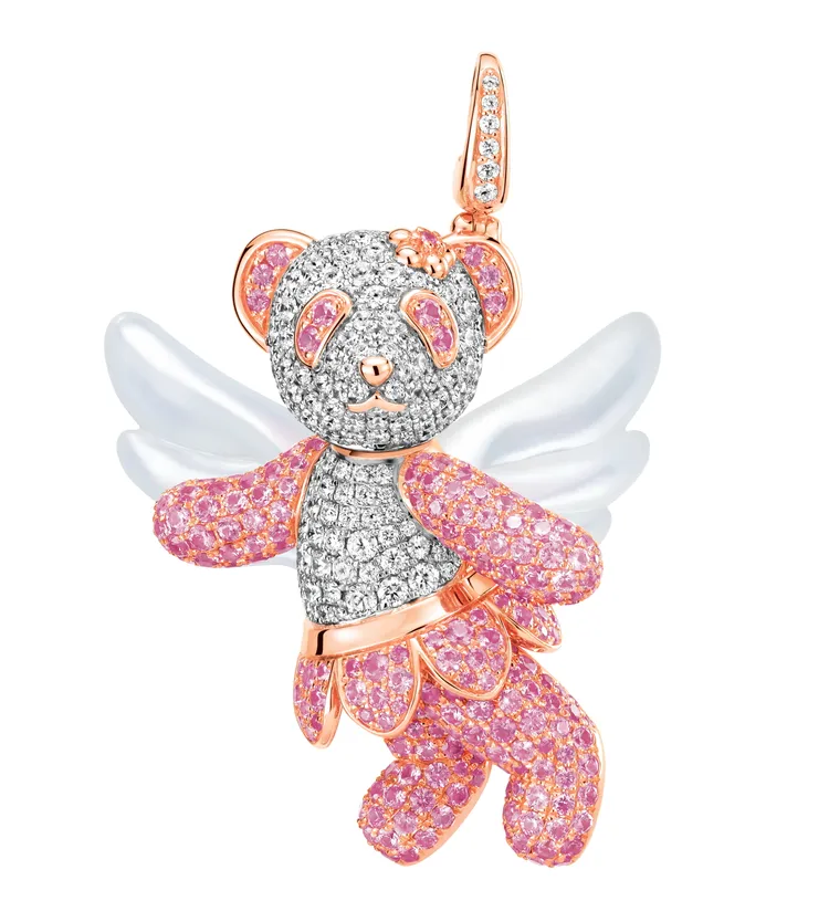 Fairy Bo Bo粉鑽珍珠貝母墜飾大型款，95萬2000元。品牌提供