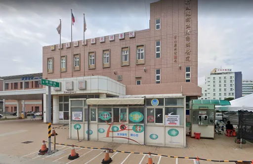 老婦住院詭異「C型坐姿」窒息亡 護理師1人顧28床沒巡房!醫院判賠198萬