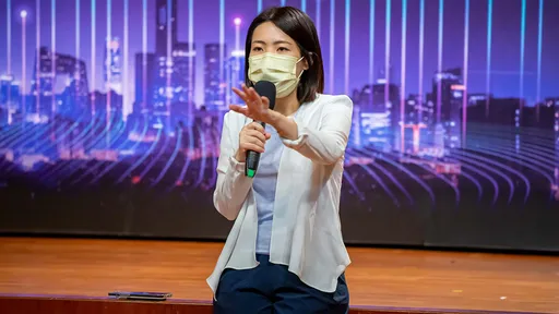 「一定讓側翼在法院開同樂會」　徐巧芯噴陳時中：憑什麼認為追究黑函是負面選舉