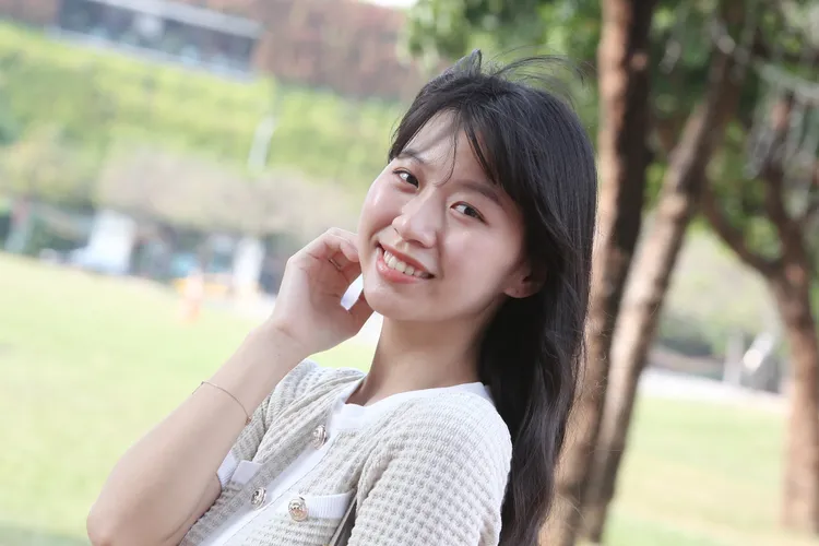 翁佳倩平常也會拍照紀錄日常生活。張喆喜攝