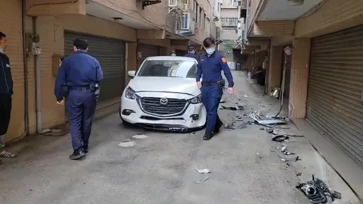 通缉犯驾赃车撞警还弃车、关手机大逃亡　竹东警追了280公里南下高雄逮人