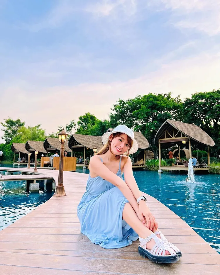 林莎泰國行美麗倩影。翻攝自林莎IG