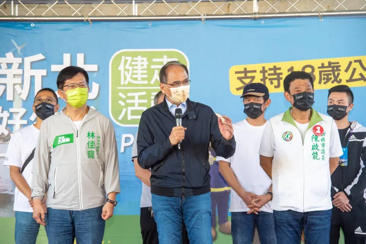 游錫堃呼籲民眾共同推進台灣民主。游錫堃辦公室提供