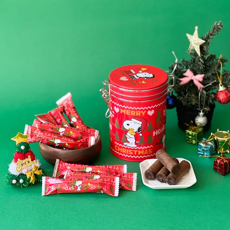 史努比收納罐聖誕版，售價170元。業者提供