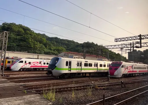 國1走山亂通勤！　台鐵11/11前「基隆=樹林」加開班次