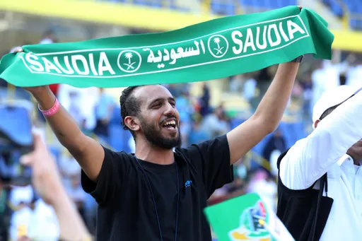 普天同慶！爆冷踢贏阿根廷　沙國國王開心宣布全國放假一天