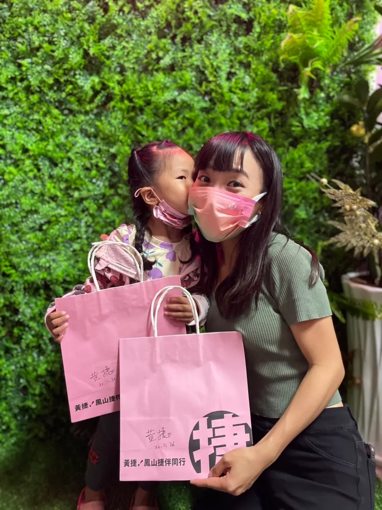 學者認為黃捷等無黨、小黨議員態度親綠，陳其邁將有機會掌握議會。讀者提供