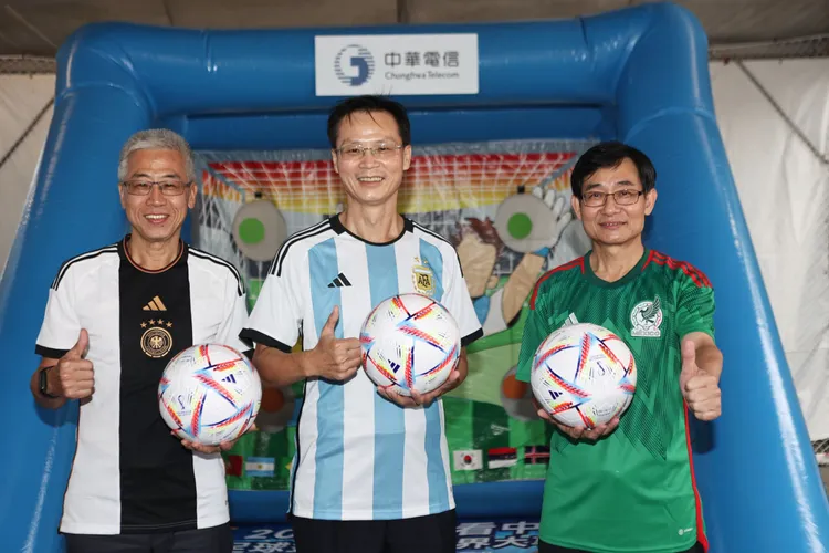 射門成功即可獲得adidas世足版紀念球、Hami Video運動館7日體驗劵及世足專屬可口可樂等不同獎項好禮。翁玉信攝