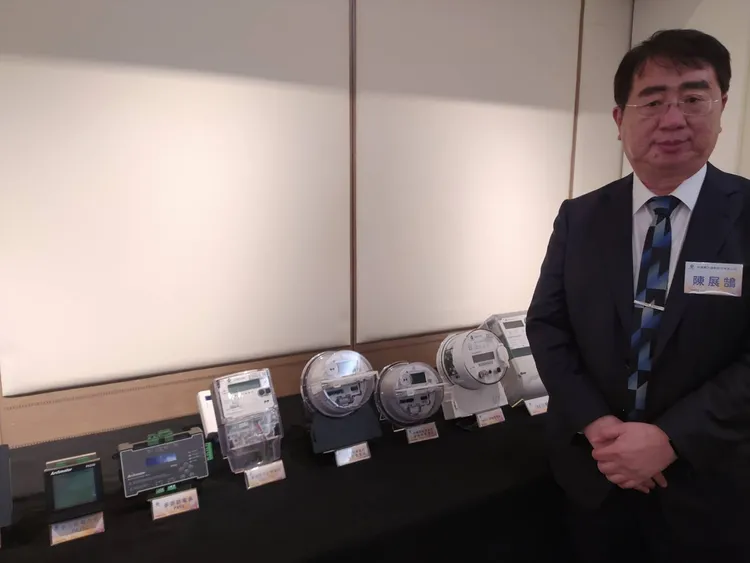 玖鼎電力對電業需求的智慧電表系統，具有完整的設計、製造能量。圖為玖鼎電力董事長陳展鵠。許麗珍攝