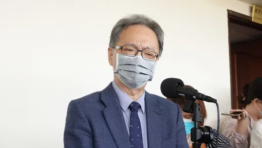 「偷情指揮中心」成立?陳時中傳「時指緊扣」 薛瑞元蹙眉拒回應