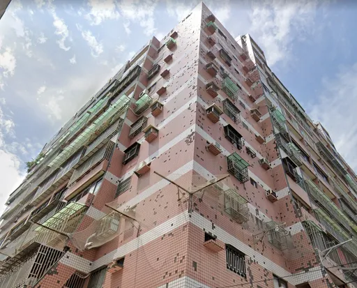 密集恐懼症不能看　1字頭首購大樓外牆淪「馬賽克」