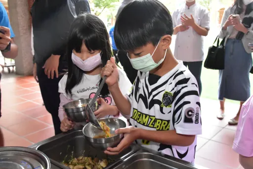 「班班吃石斑」一個月跳票 北市接獲公文:營養午餐石斑魚下架