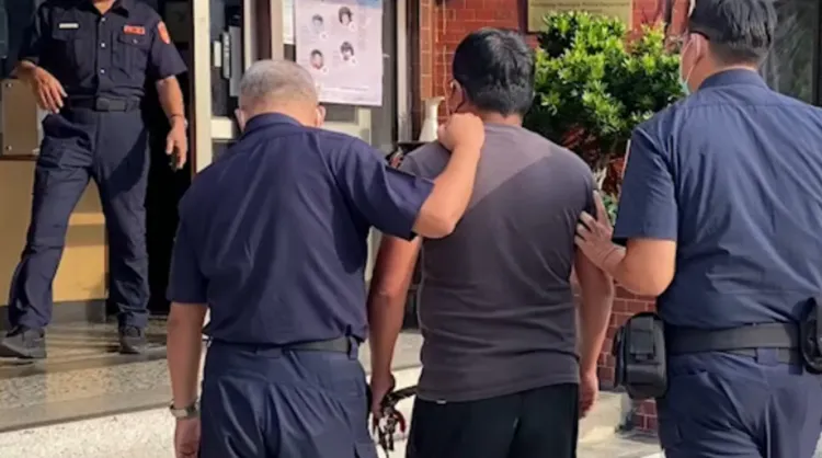 劉姓男子今天下午3時許到案說明。讀者提供