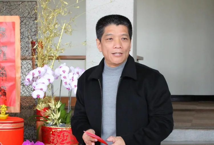 南投縣議長何勝豐，黨籍遭到選委會寫錯。翻攝何勝豐臉書