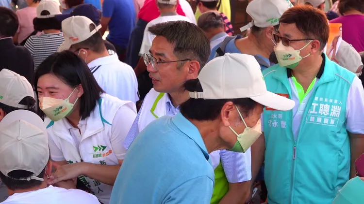 國民黨抨擊民進黨宜蘭縣長候選人江聰淵嘴喊「抗中保台」，親大哥江永豐開公司跟中國做生意，大賺人民幣。資料照片