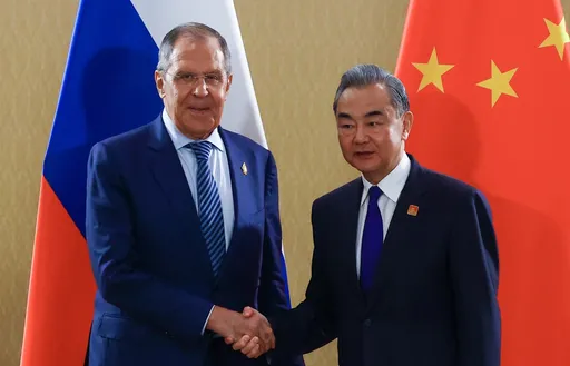 王毅會「邊緣人」拉夫羅夫談俄烏戰爭 稱樂見釋放對話訊號