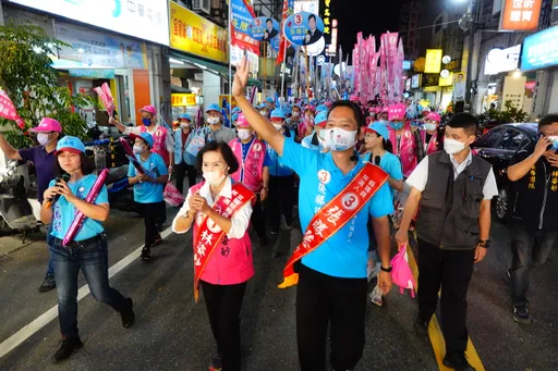 宜蘭選前之夜｜林姿妙揪「最大咖」遊行催票　呼籲明天要積極出門投票