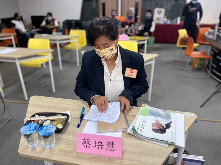 蔡培慧回應，當縣長不能只喊沒錢。蔡培慧團隊提供