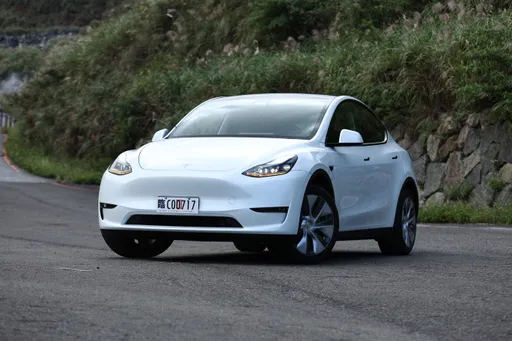 壹蘋試駕｜特斯拉Model Y Long Range　Model 3車主該換車嗎