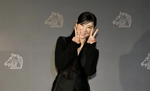 62歲黑木瞳自爆「來台看中醫保青春」 被騙喝高粱氣到水潑黃子佼