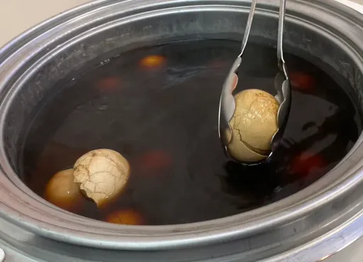 傳雞蛋貴學校營養午餐吃不到　農委會闢謠：絕無此事