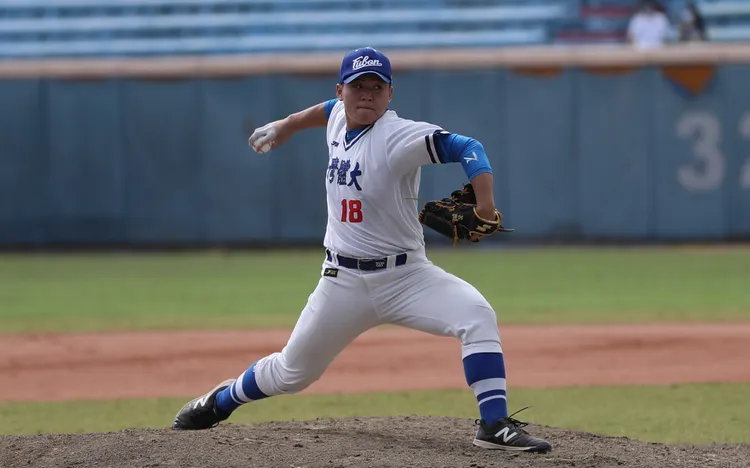 台體大邱志鵬在梅花旗冠軍戰對開出完投勝。  球魂網站提供