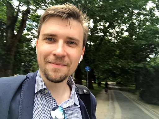 波蘭網紅不滿被說是「側翼網軍」揚言開告! 李正皓道歉了